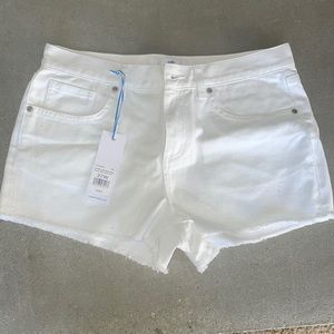 🌤️Southern Tide White Jean shorts